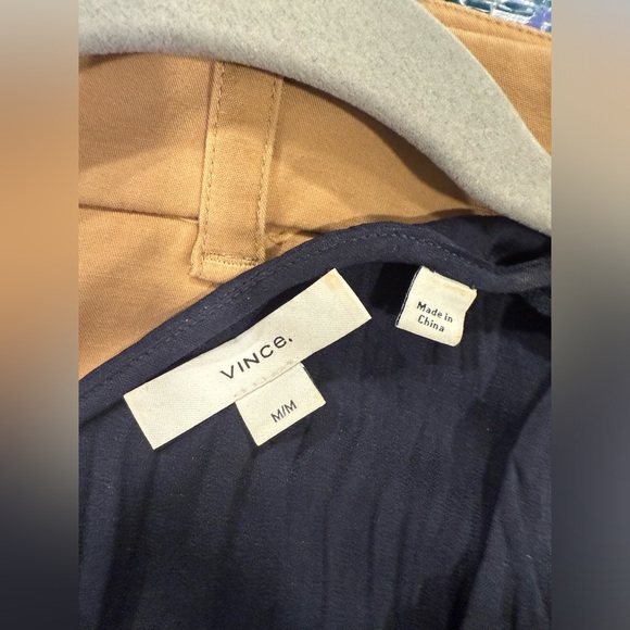 Vince Crinkle Short Sleeve V Neck Top, VGUC, Coastal Blue, Size Medium - Picture 5 of 8